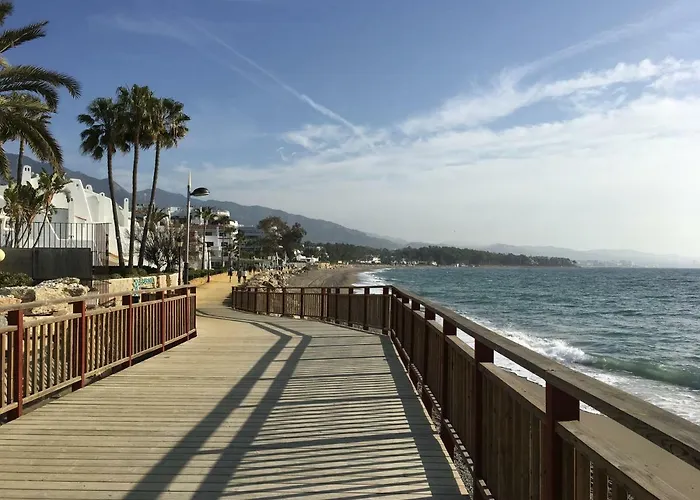 Yellow Jasper - Gemstone Getaway マルベーリャ