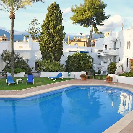 Yellow Jasper - Gemstone Getaway Feriehus