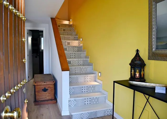Yellow Jasper - Gemstone Getaway Tatil Evi Marbella