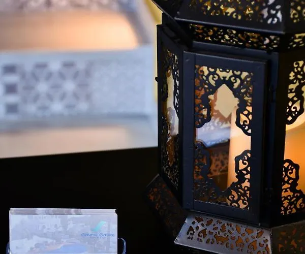 Tatil Evi Yellow Jasper - Gemstone Getaway Marbella