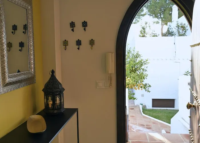 Yellow Jasper - Gemstone Getaway Marbella