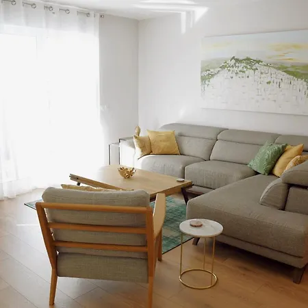 Yellow Jasper - Gemstone Getaway